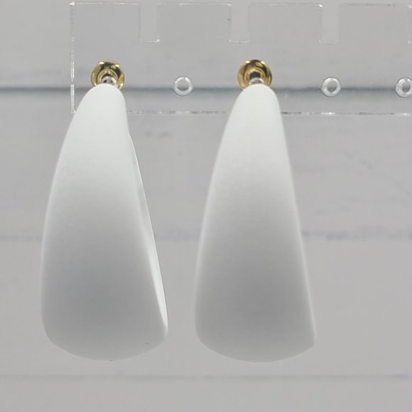 White 80's Retro Smooth Matte Texture 1.5" Semi Wide Fashion Hoop Earrings - Picture 6 of 11